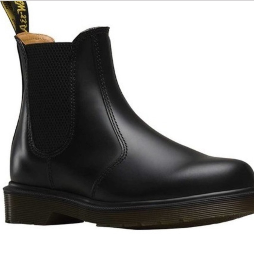 Dr. Martens 2976 Chelsea Boot Black Leather Size 9